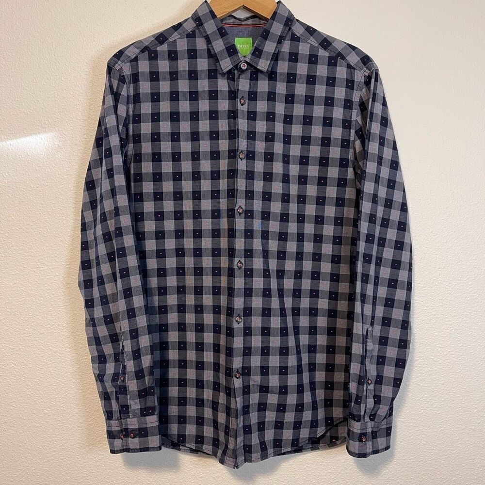 Hugo Boss Plaid Button Down Slim Fit Shirt Size Large - Picture 1 of 10
